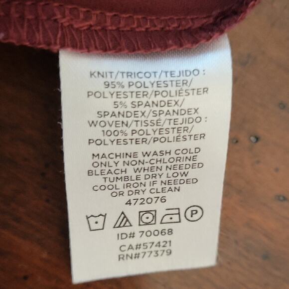 Ann Taylor Red Blouse with Cuffed Long Sleeves Size S Lightweight - Picture 10 of 12